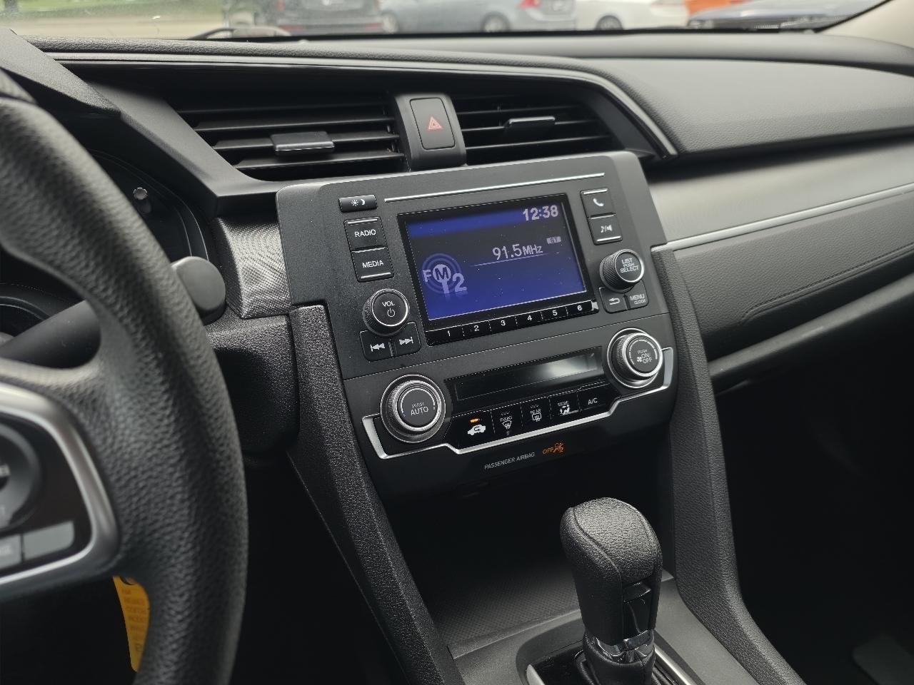 Honda Civic LX Sedan CVT 2016