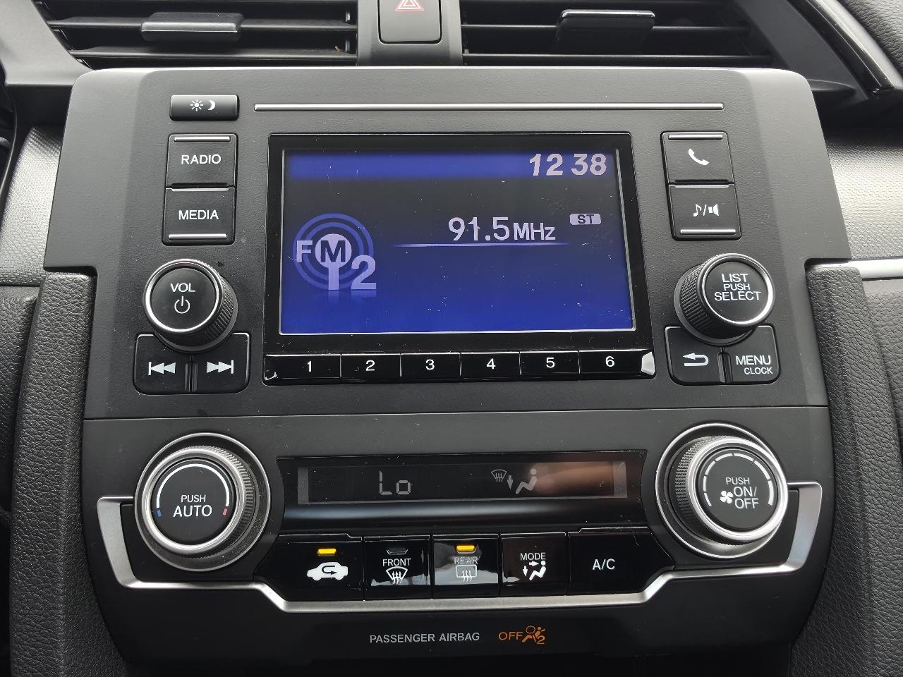 Honda Civic LX Sedan CVT 2016