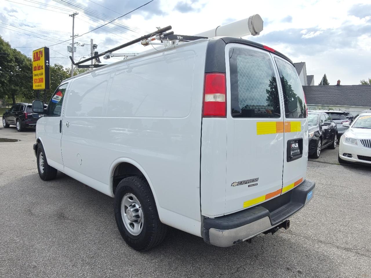 Chevrolet Express 2500 Cargo 2014