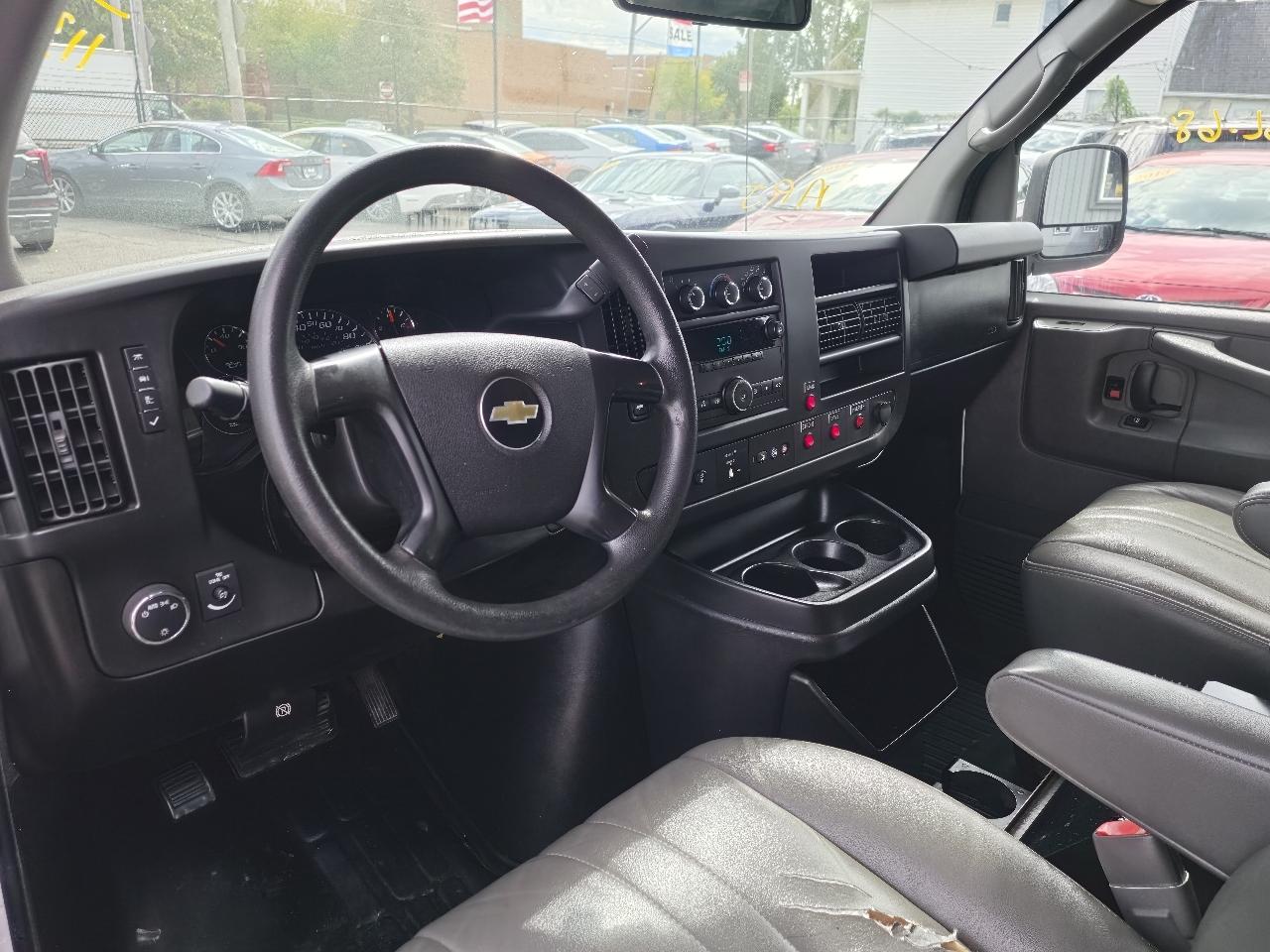 Chevrolet Express 2500 Cargo 2014