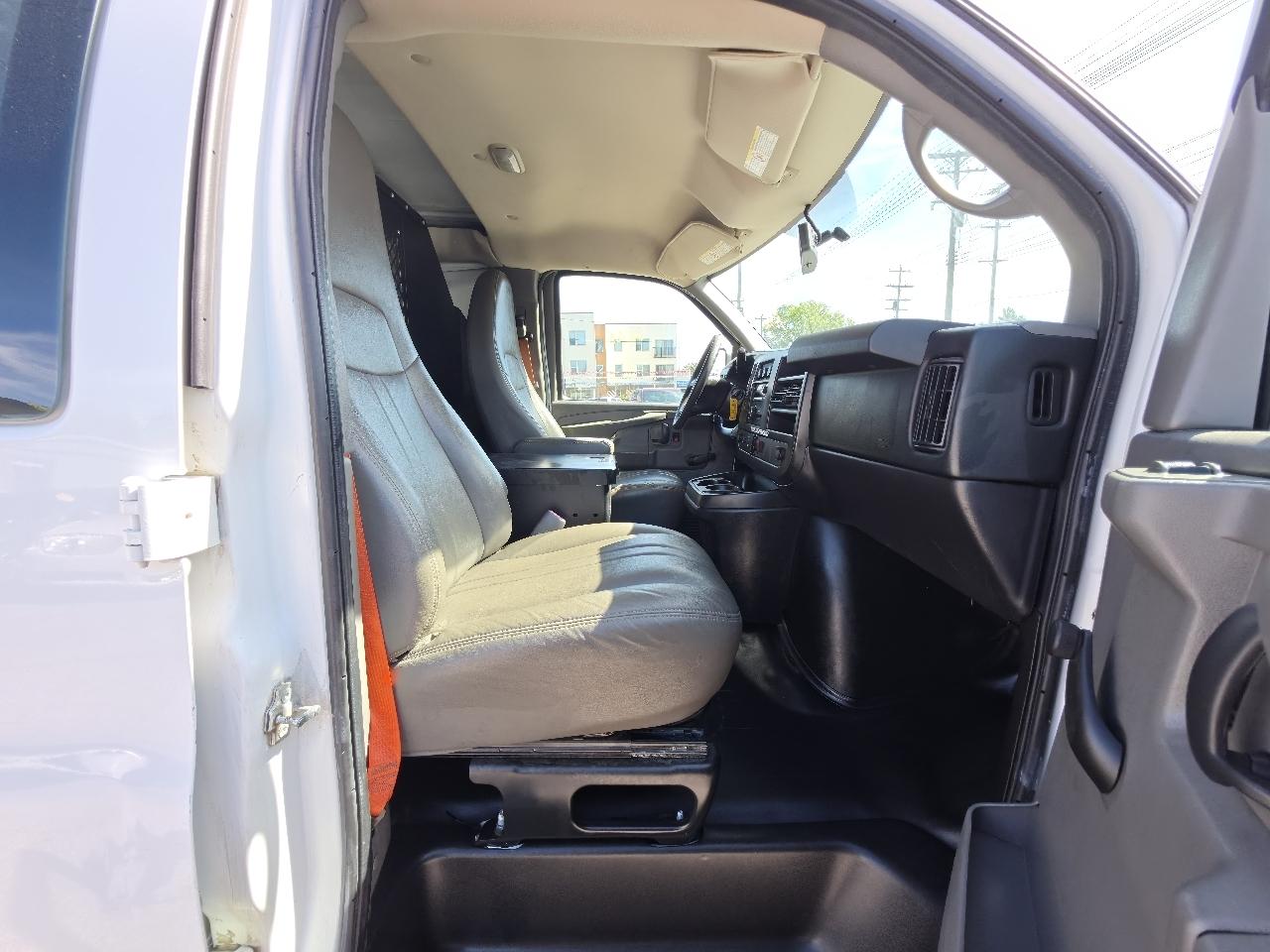 Chevrolet Express 2500 Cargo 2013