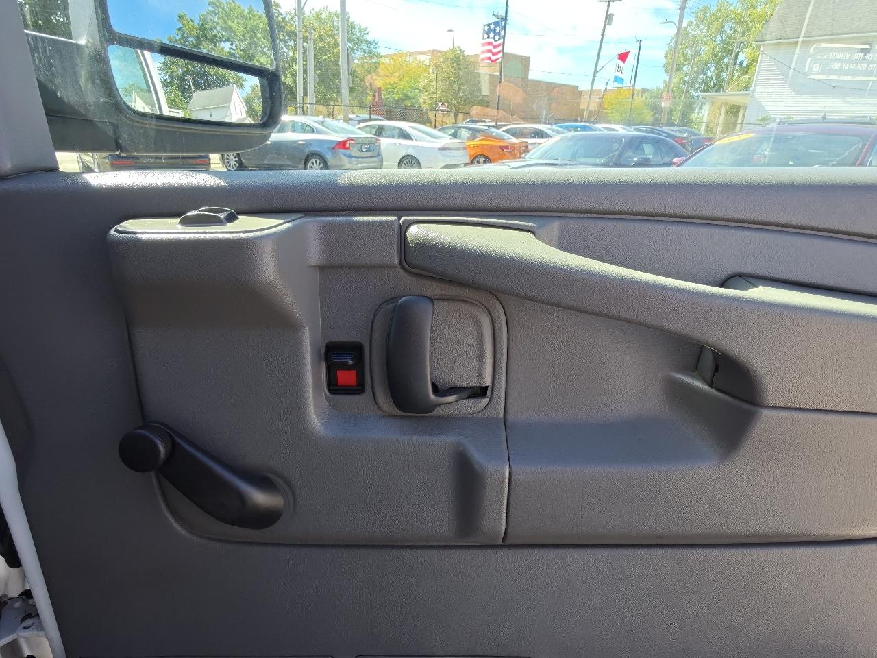 Chevrolet Express 2500 Cargo 2013