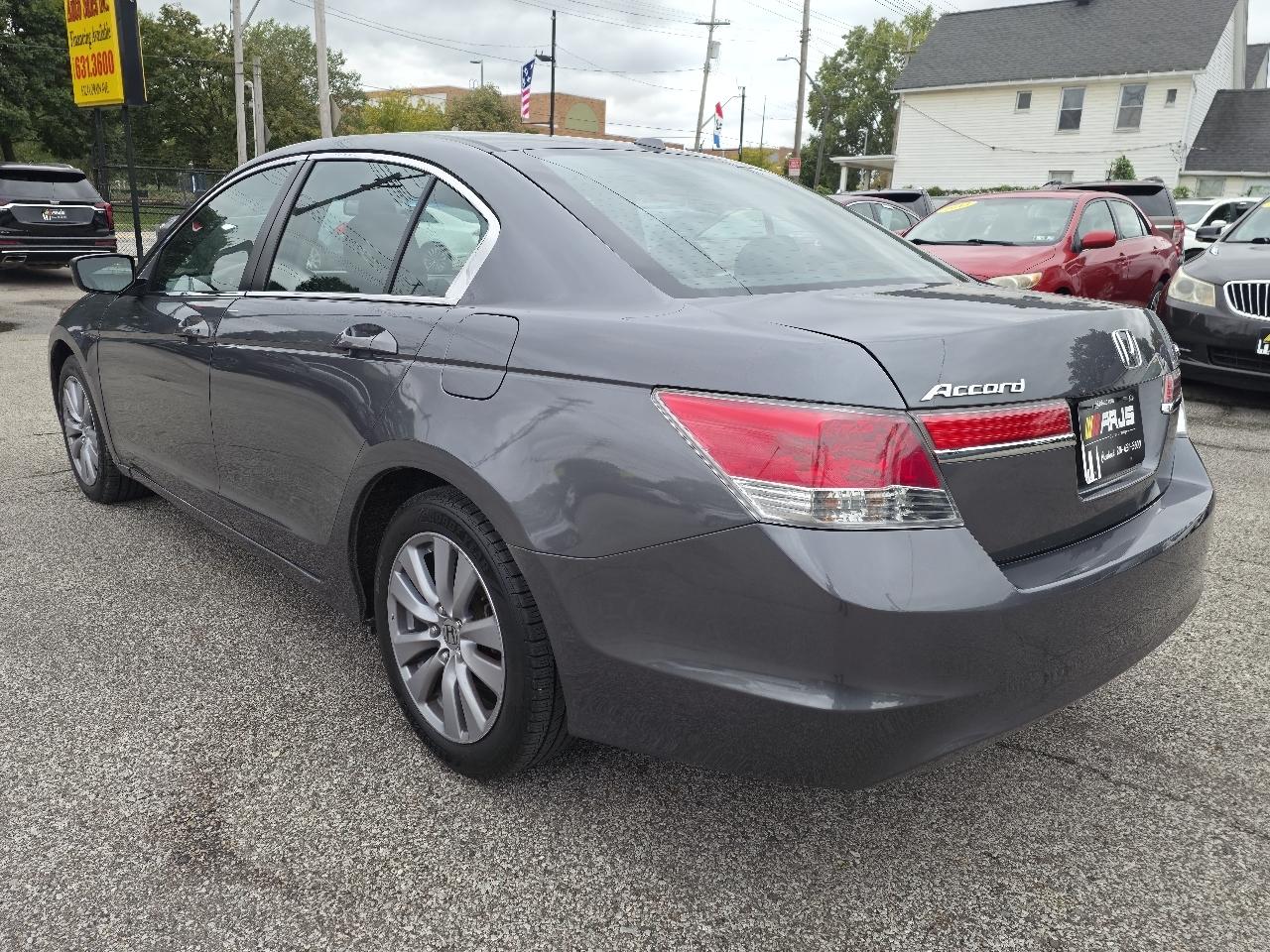 Honda Accord EX-L Sedan AT 2011