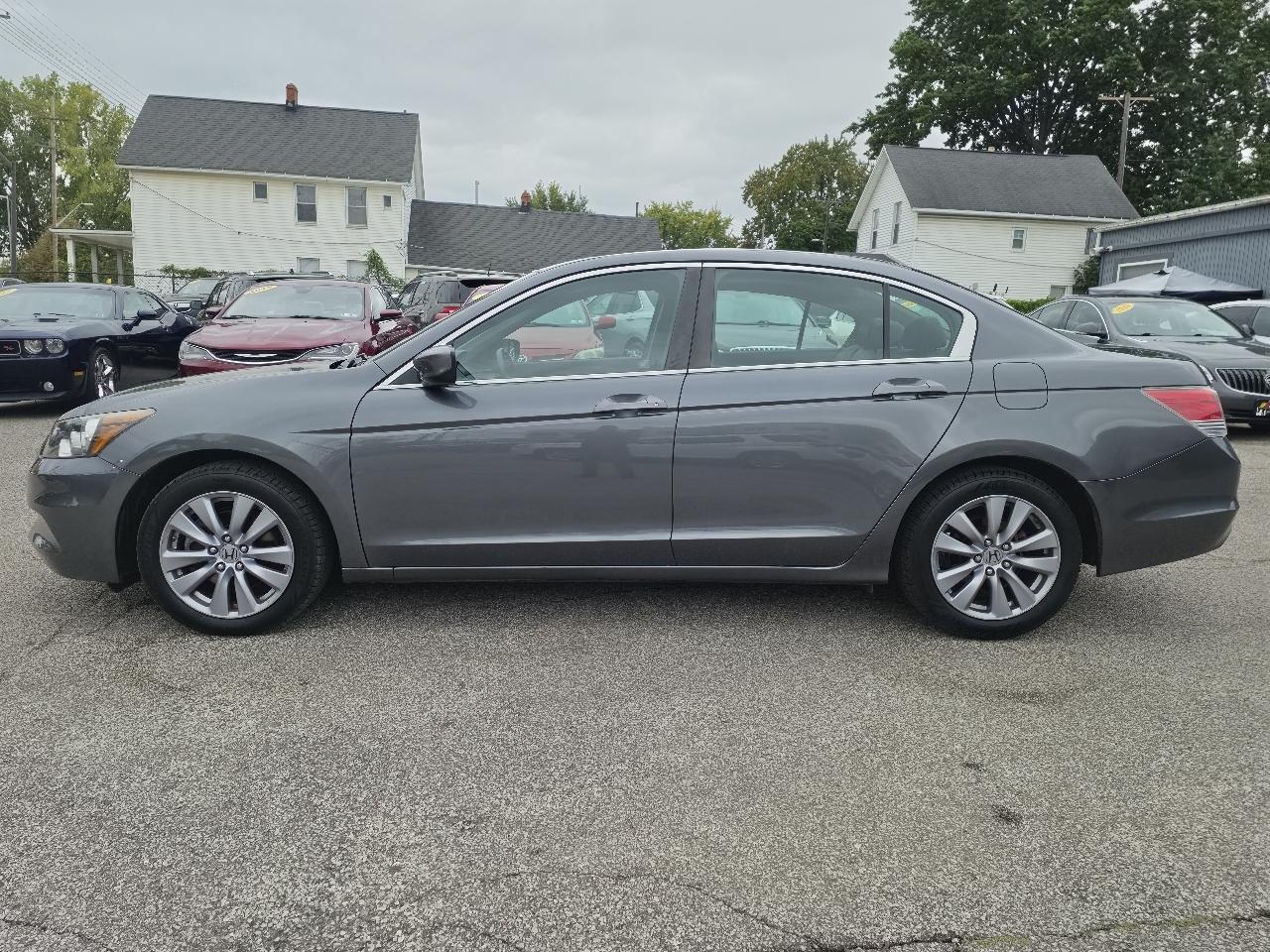 Honda Accord EX-L Sedan AT 2011