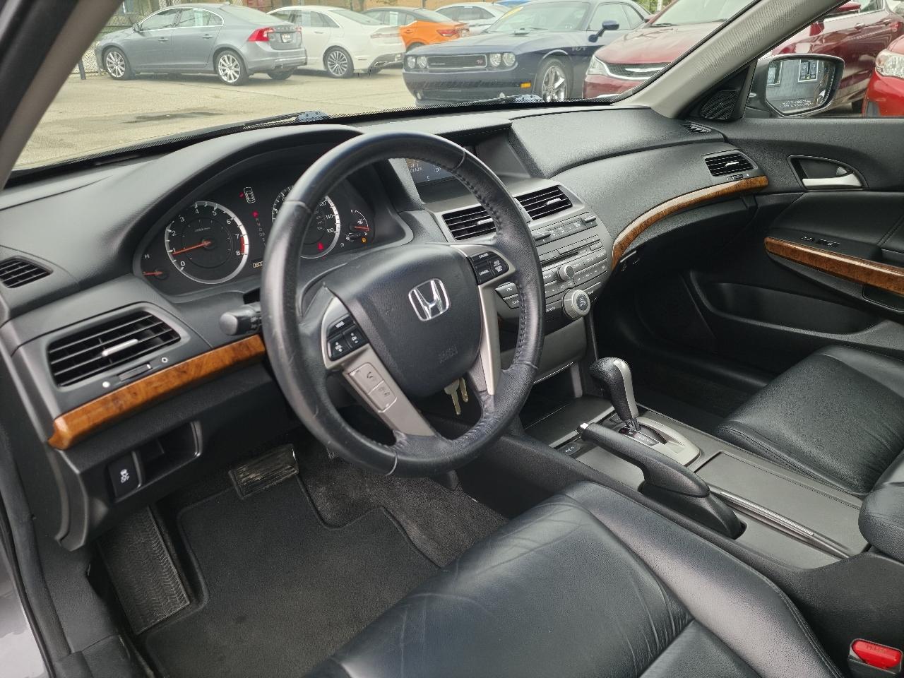 Honda Accord EX-L Sedan AT 2011