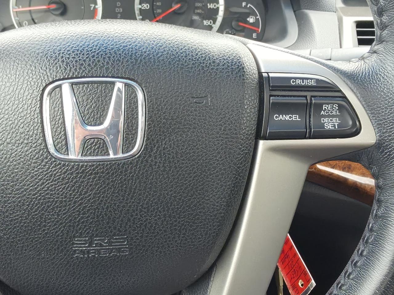 Honda Accord EX-L Sedan AT 2011