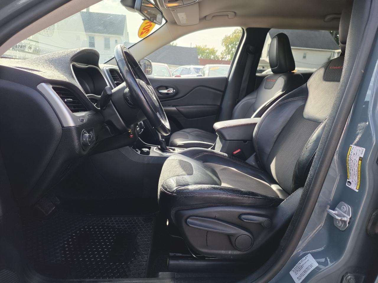 Jeep Cherokee Trailhawk 4WD 2015