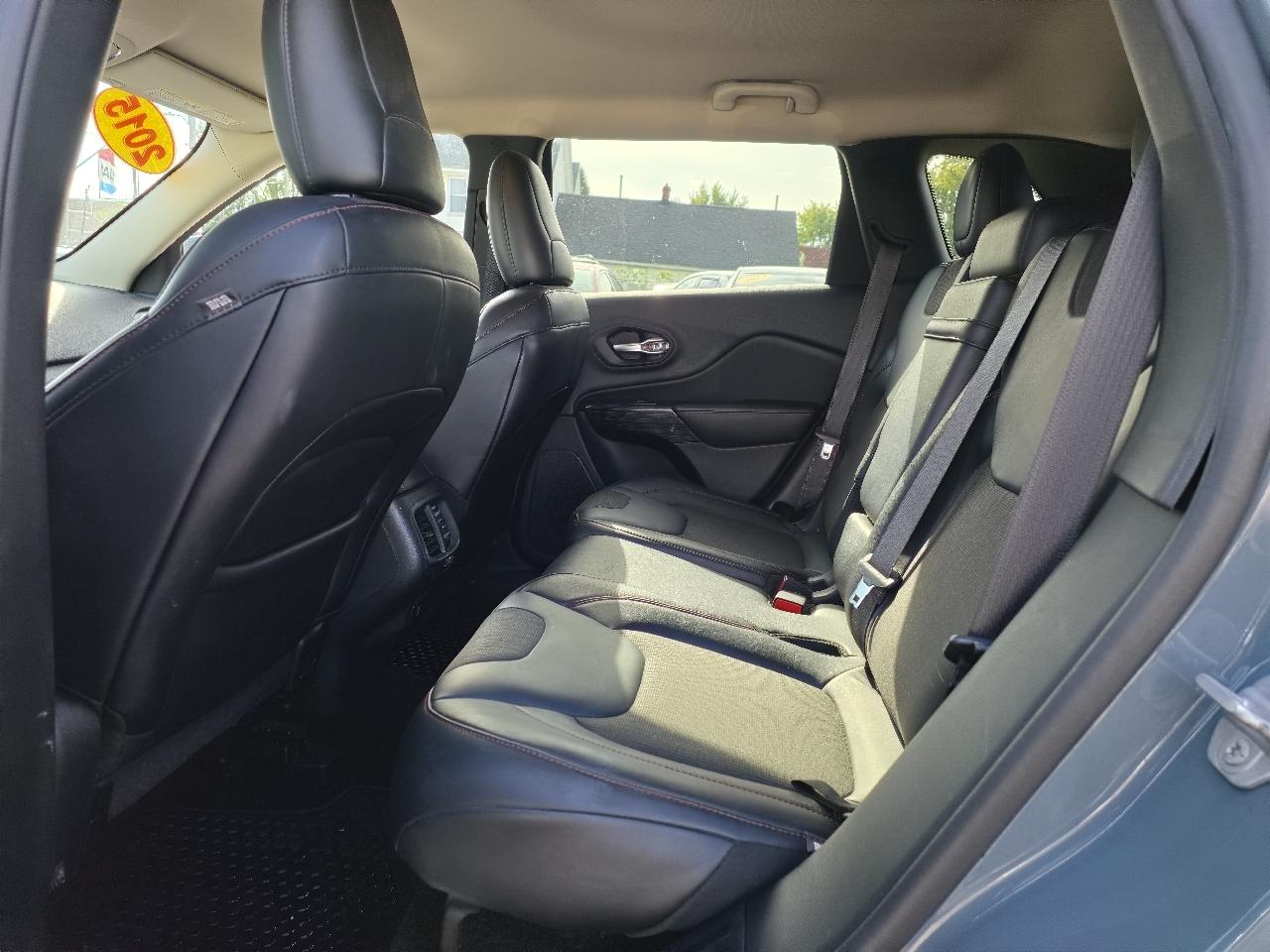Jeep Cherokee Trailhawk 4WD 2015