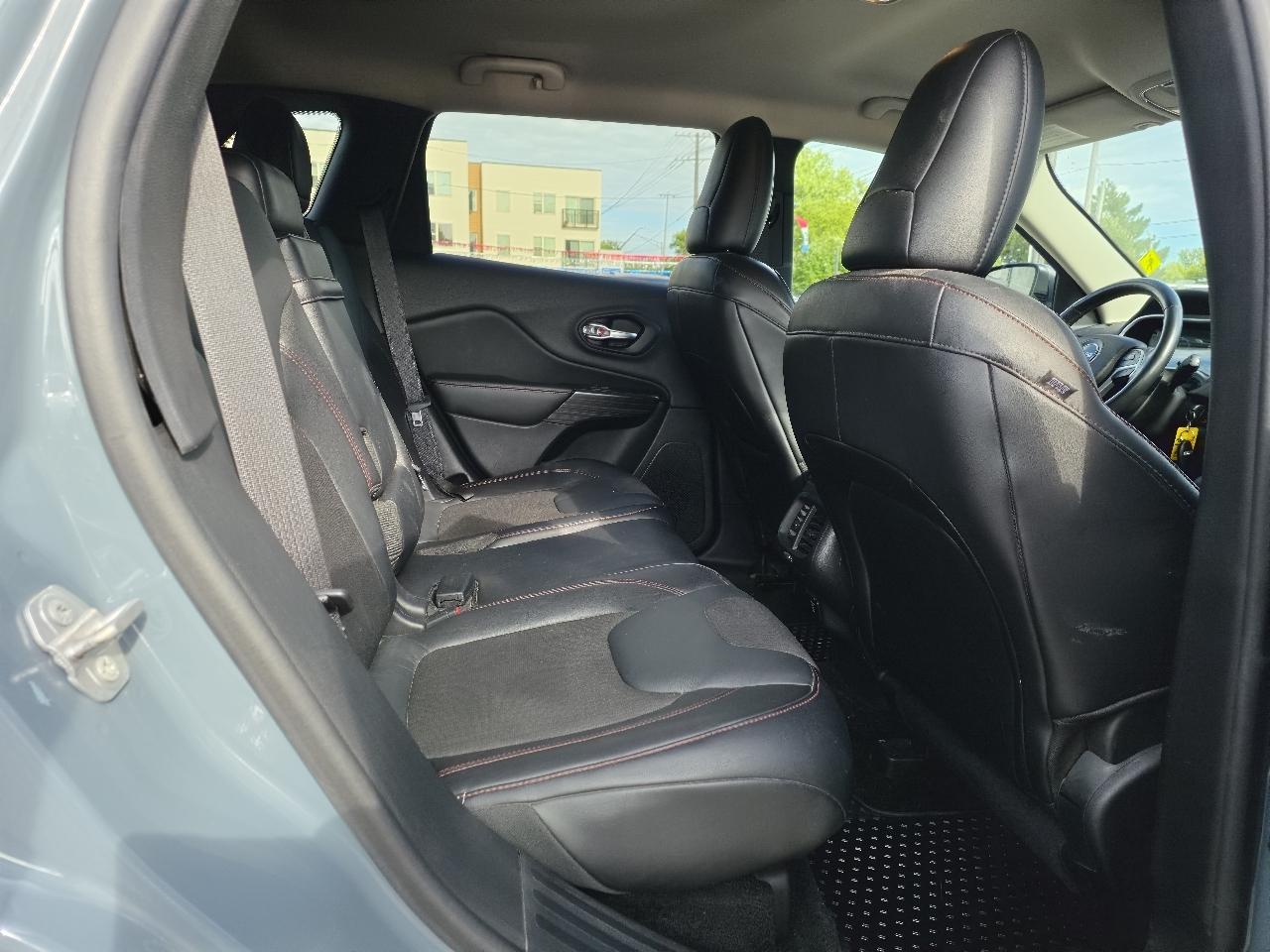 Jeep Cherokee Trailhawk 4WD 2015