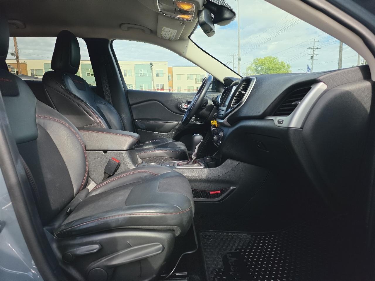 Jeep Cherokee Trailhawk 4WD 2015