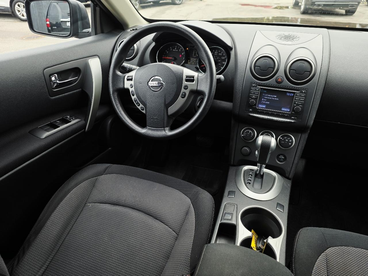 Nissan Rogue S AWD 2013