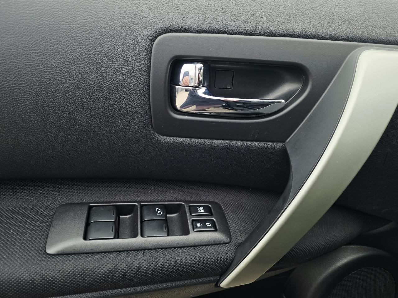 Nissan Rogue S AWD 2013