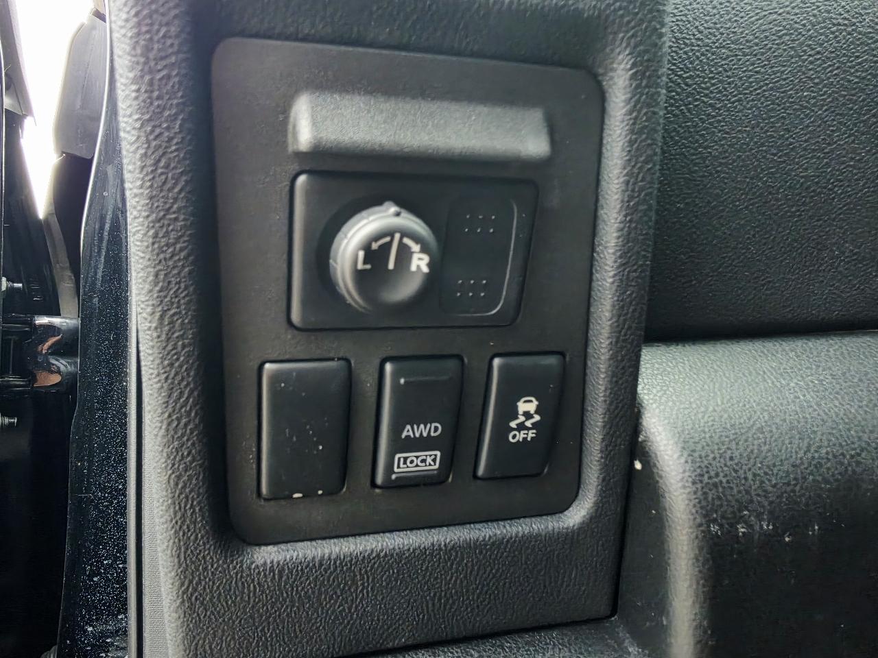 Nissan Rogue S AWD 2013