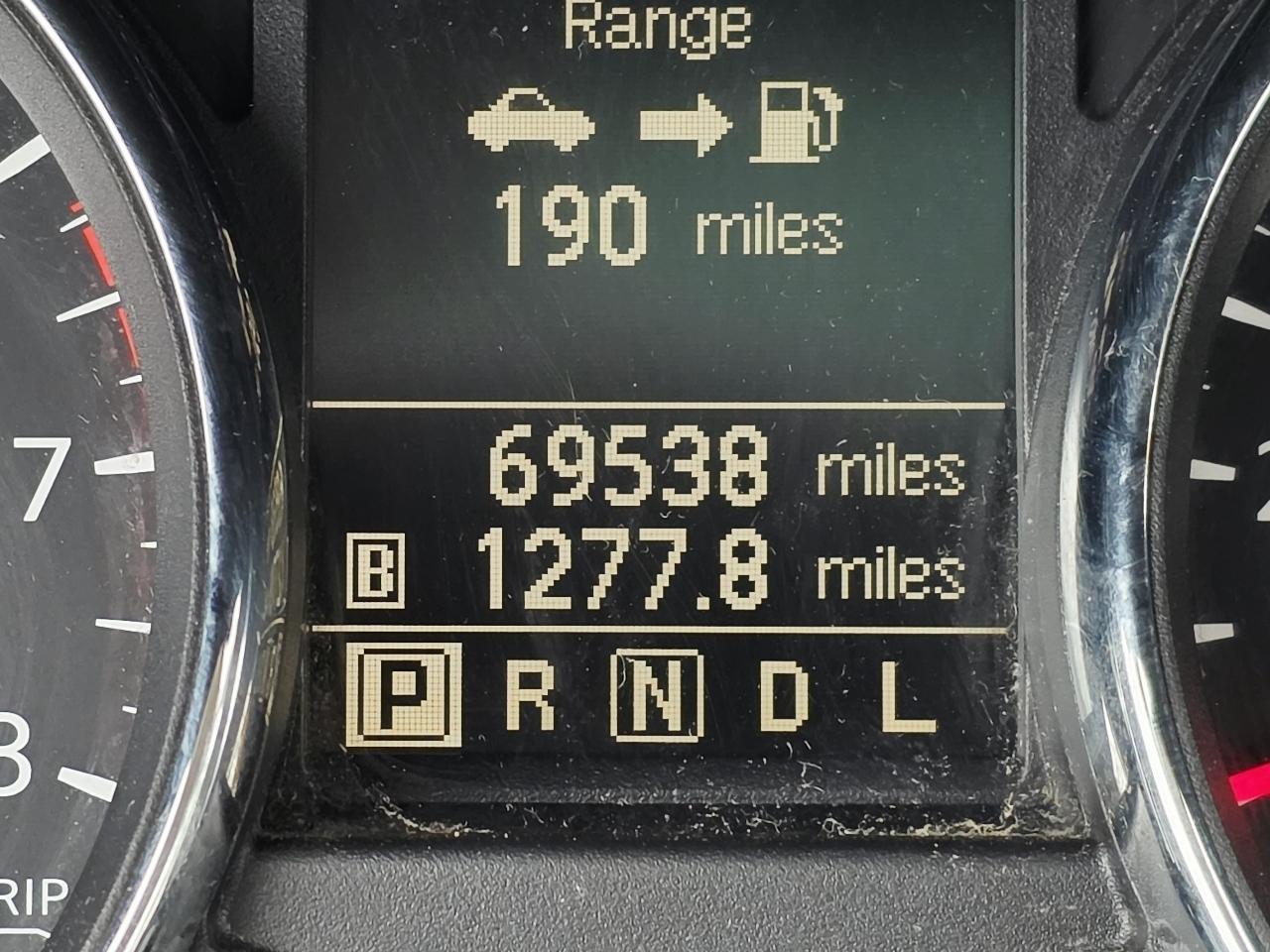 Nissan Rogue S AWD 2013