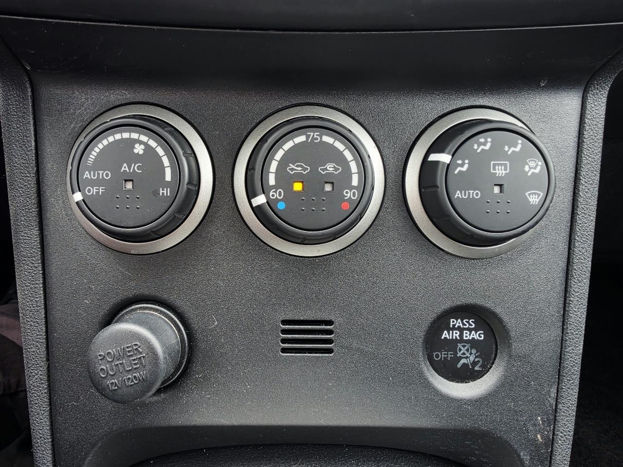 Nissan Rogue S AWD 2013