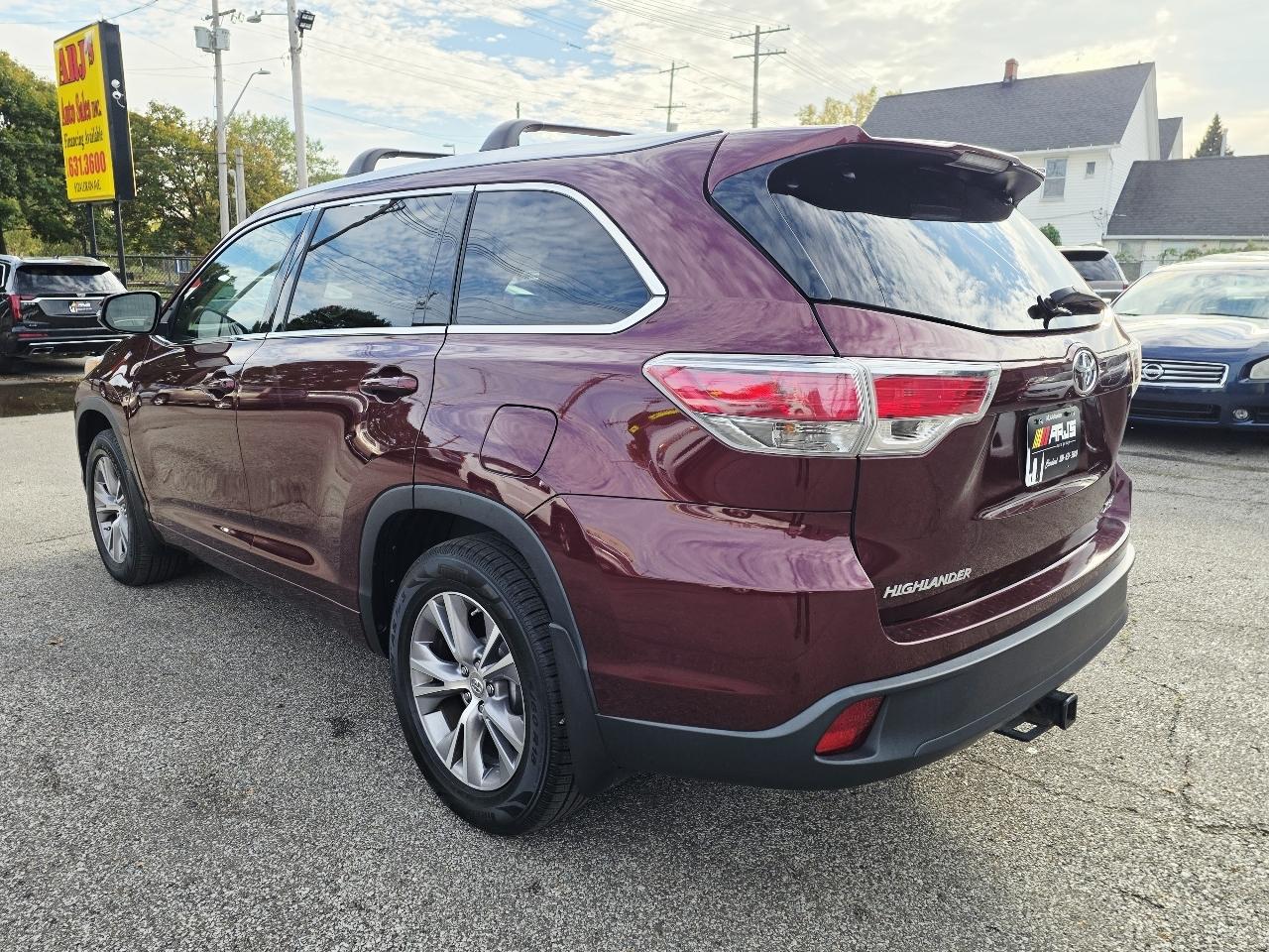 Toyota Highlander XLE AWD V6 2015