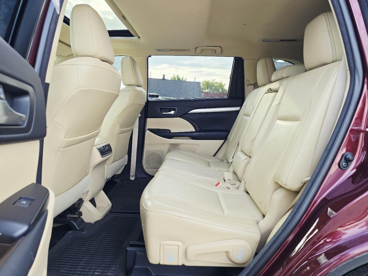 Toyota Highlander XLE AWD V6 2015