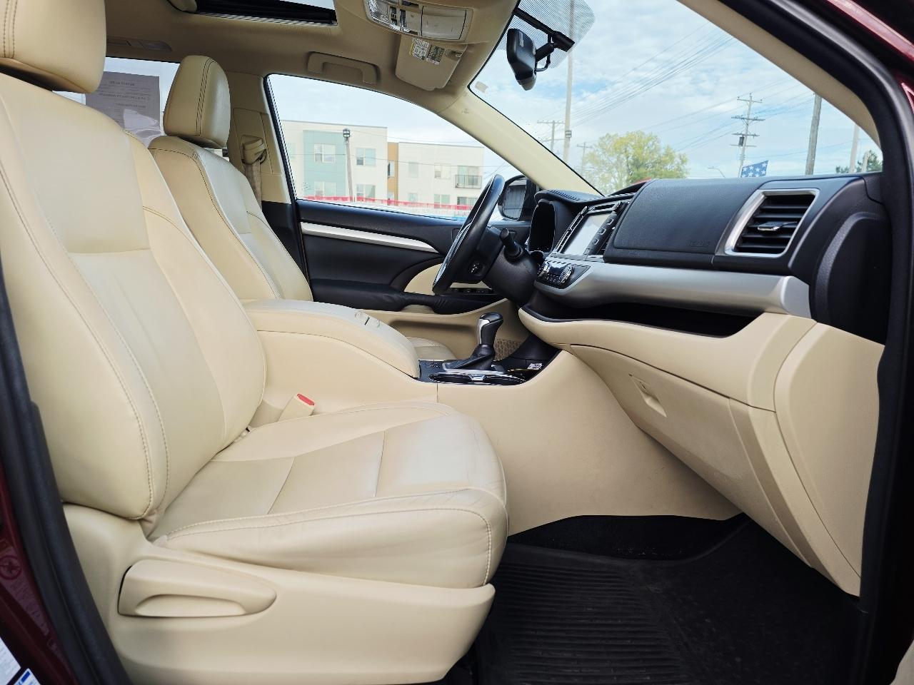 Toyota Highlander XLE AWD V6 2015