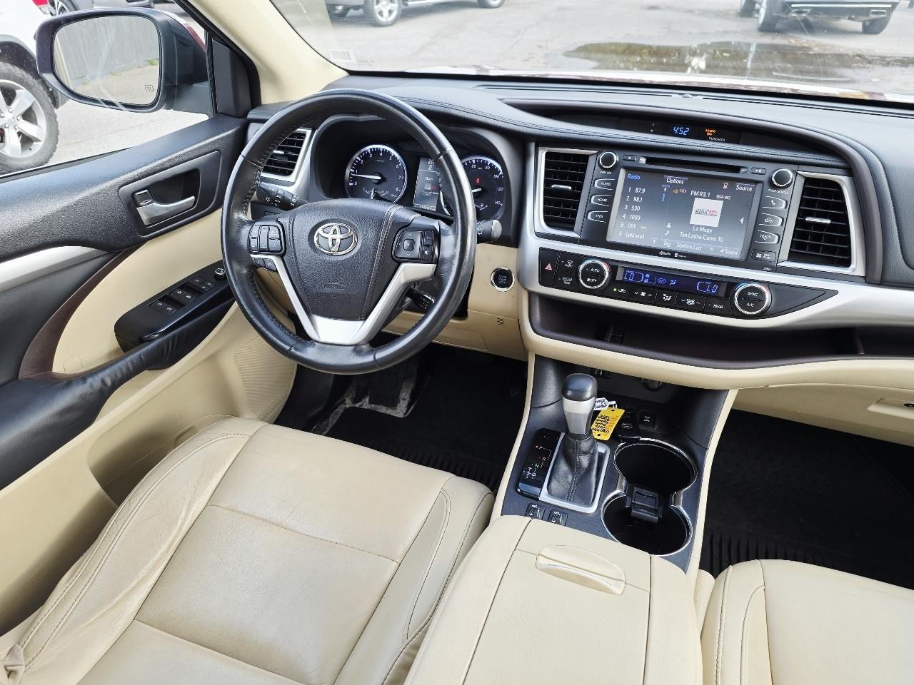 Toyota Highlander XLE AWD V6 2015