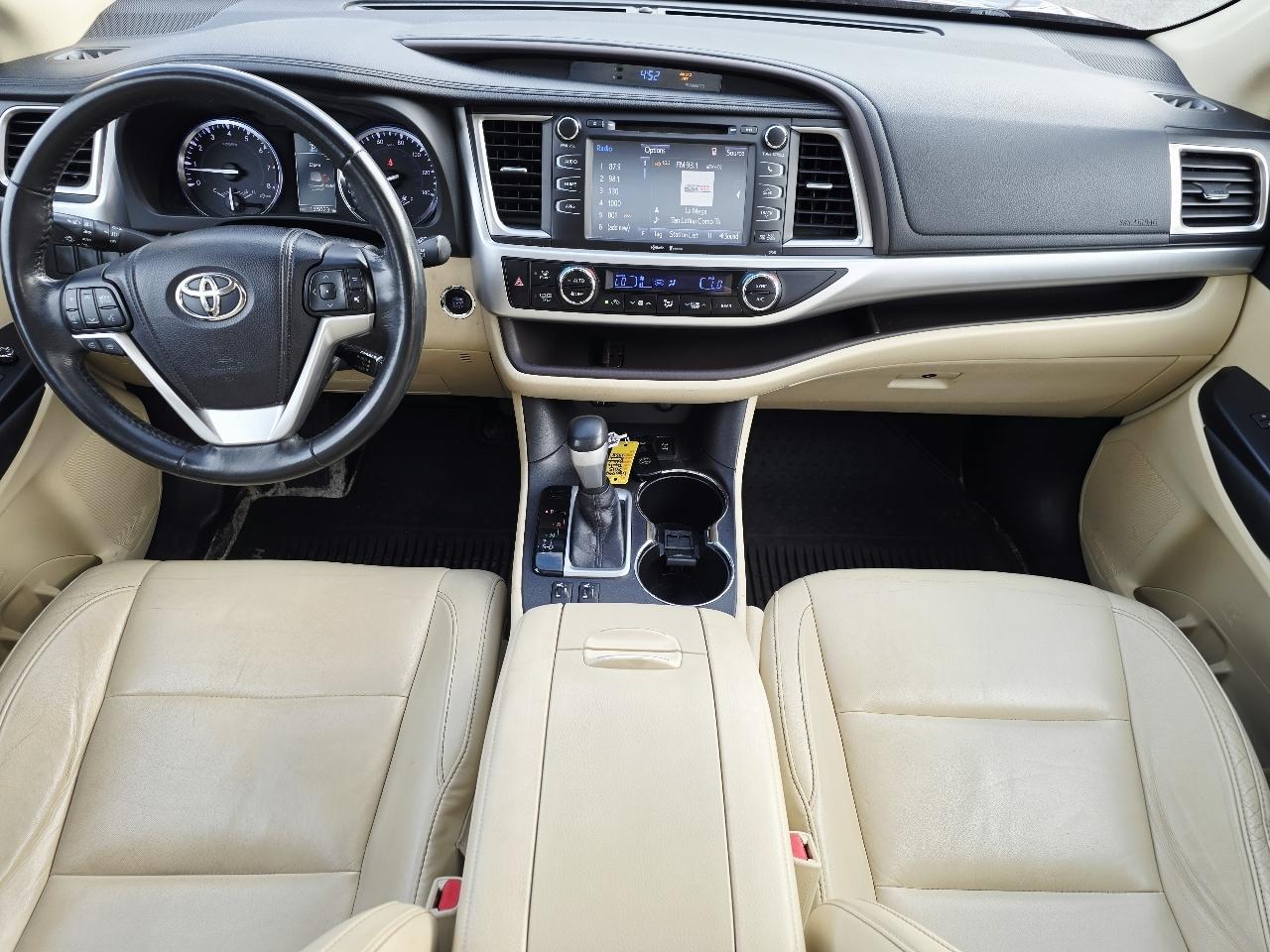 Toyota Highlander XLE AWD V6 2015