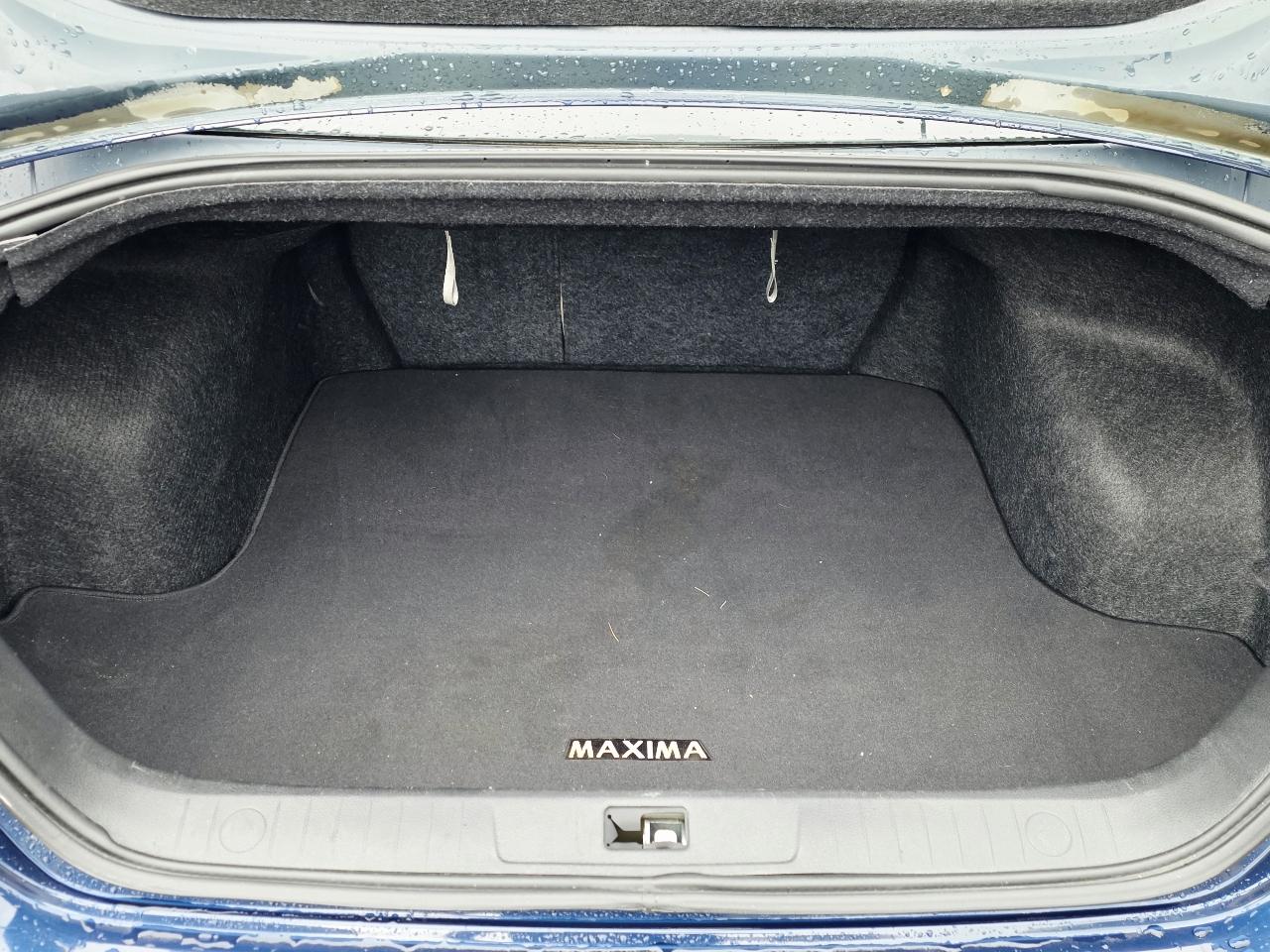 Nissan Maxima S 2014