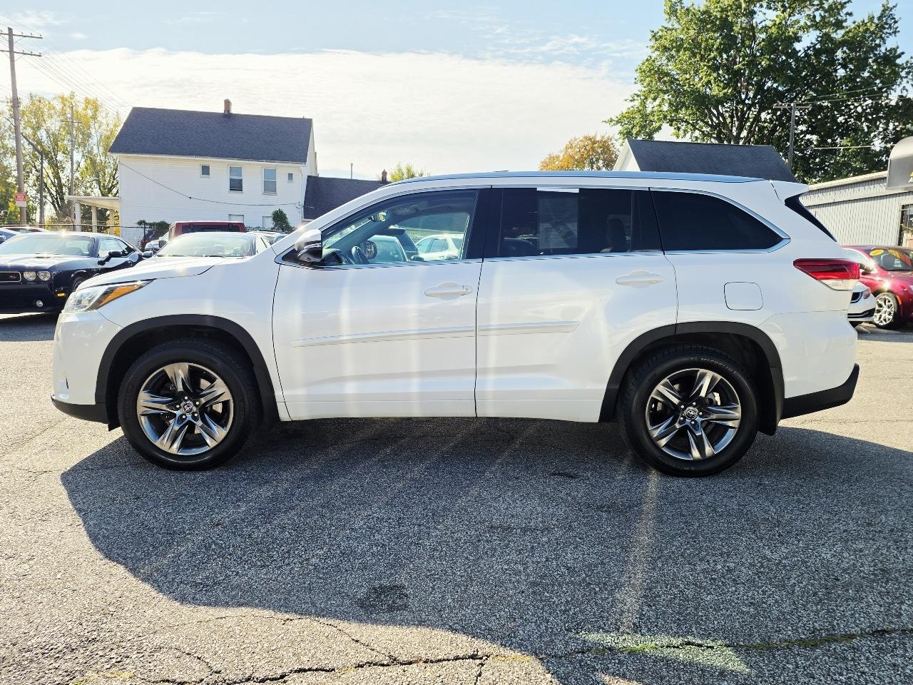 Toyota Highlander Limited AWD V6 2017