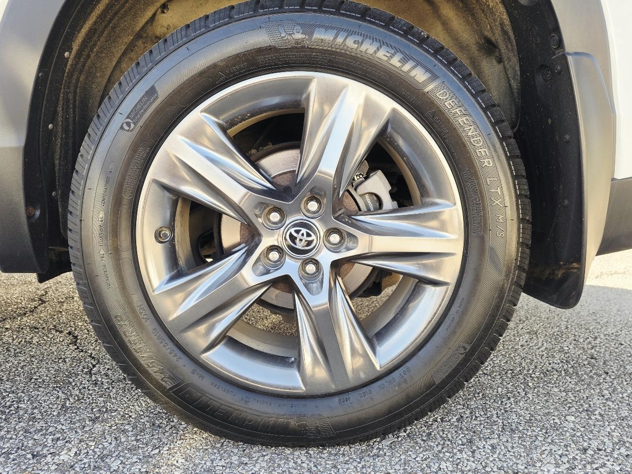 Toyota Highlander Limited AWD V6 2017