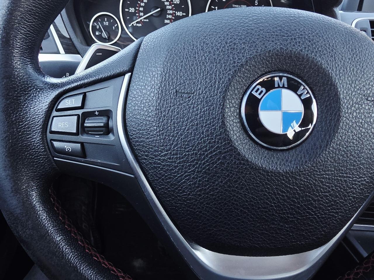 BMW 3-Series 330i xDrive SULEV Sedan 2017