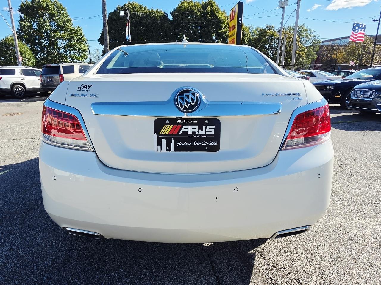 Buick LaCrosse Premium Package 2, w/Leather 2012