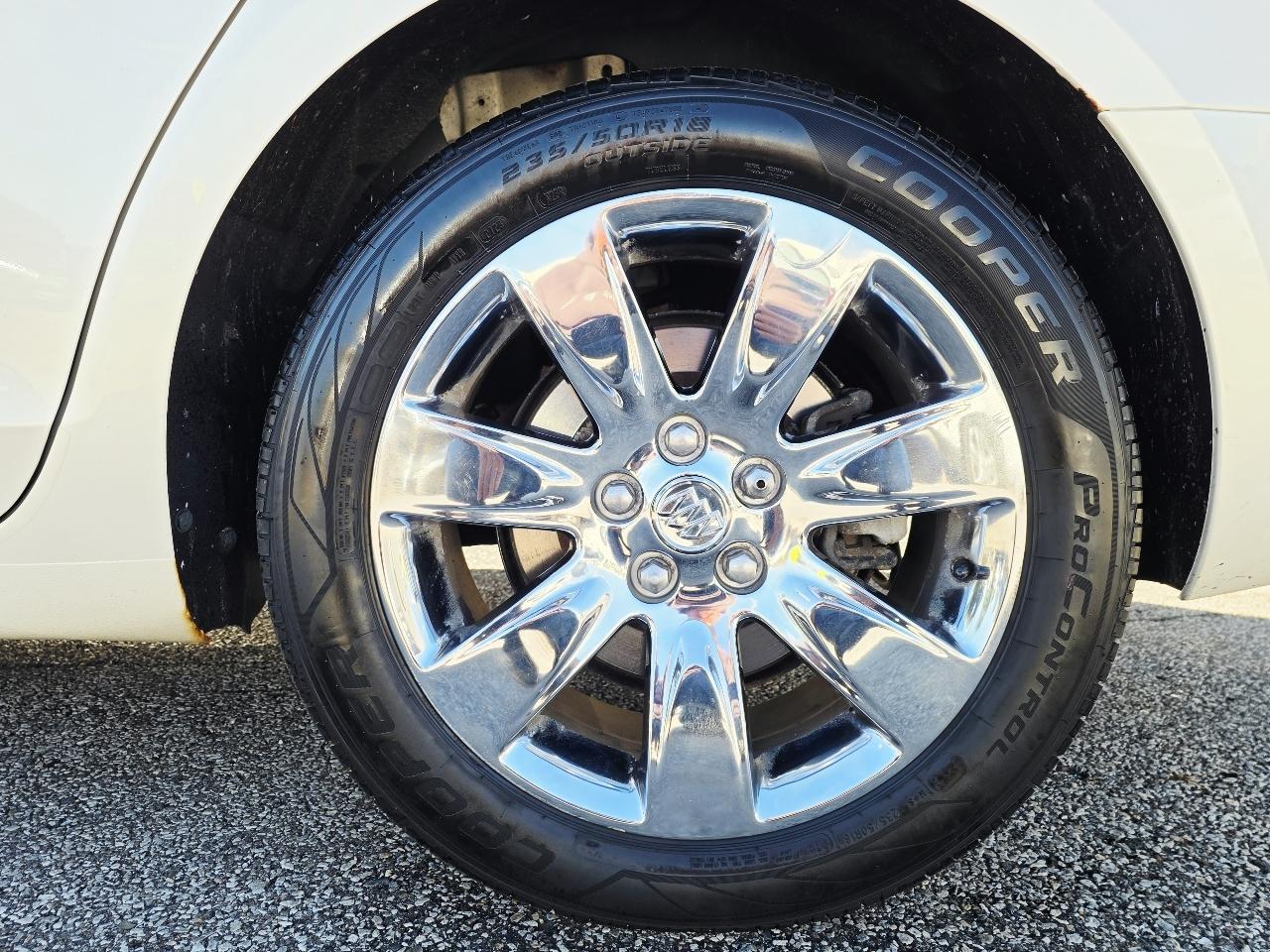 Buick LaCrosse Premium Package 2, w/Leather 2012