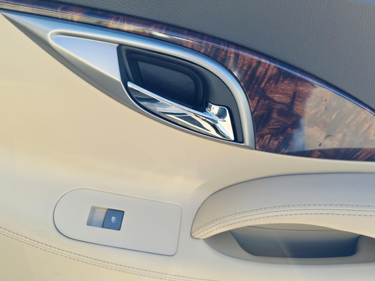 Buick LaCrosse Premium Package 2, w/Leather 2012