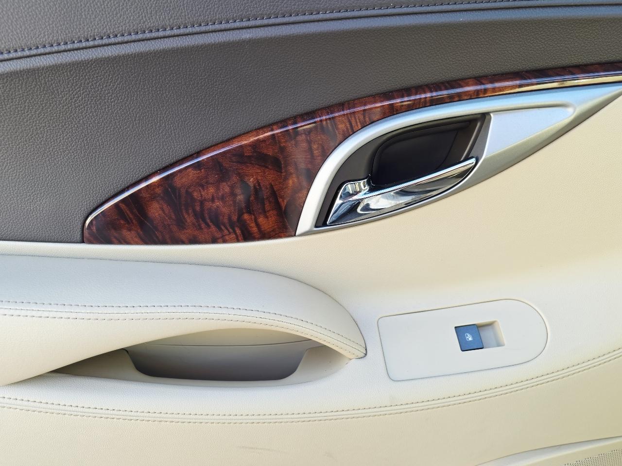 Buick LaCrosse Premium Package 2, w/Leather 2012