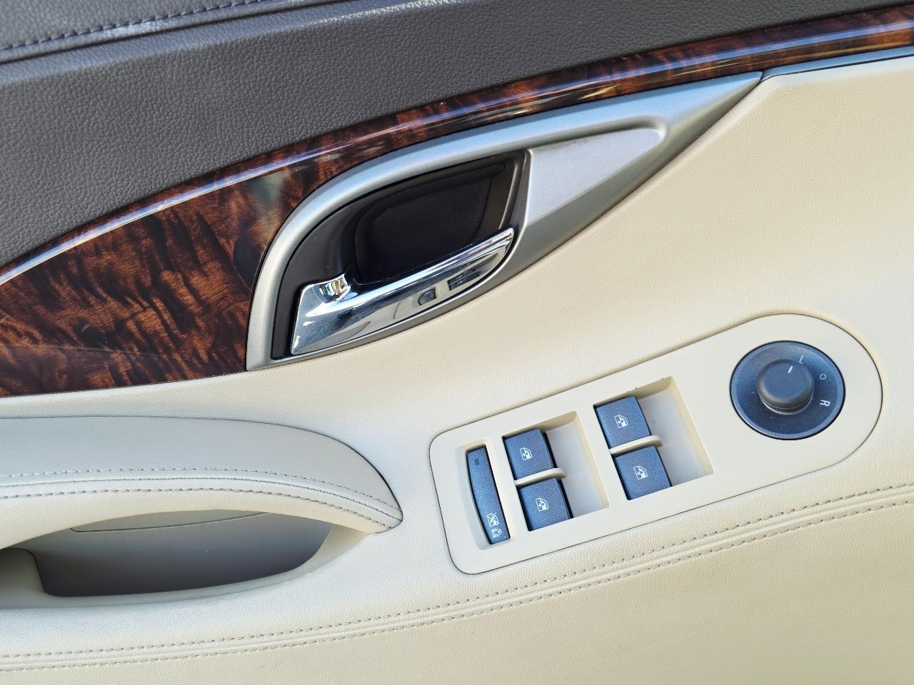Buick LaCrosse Premium Package 2, w/Leather 2012