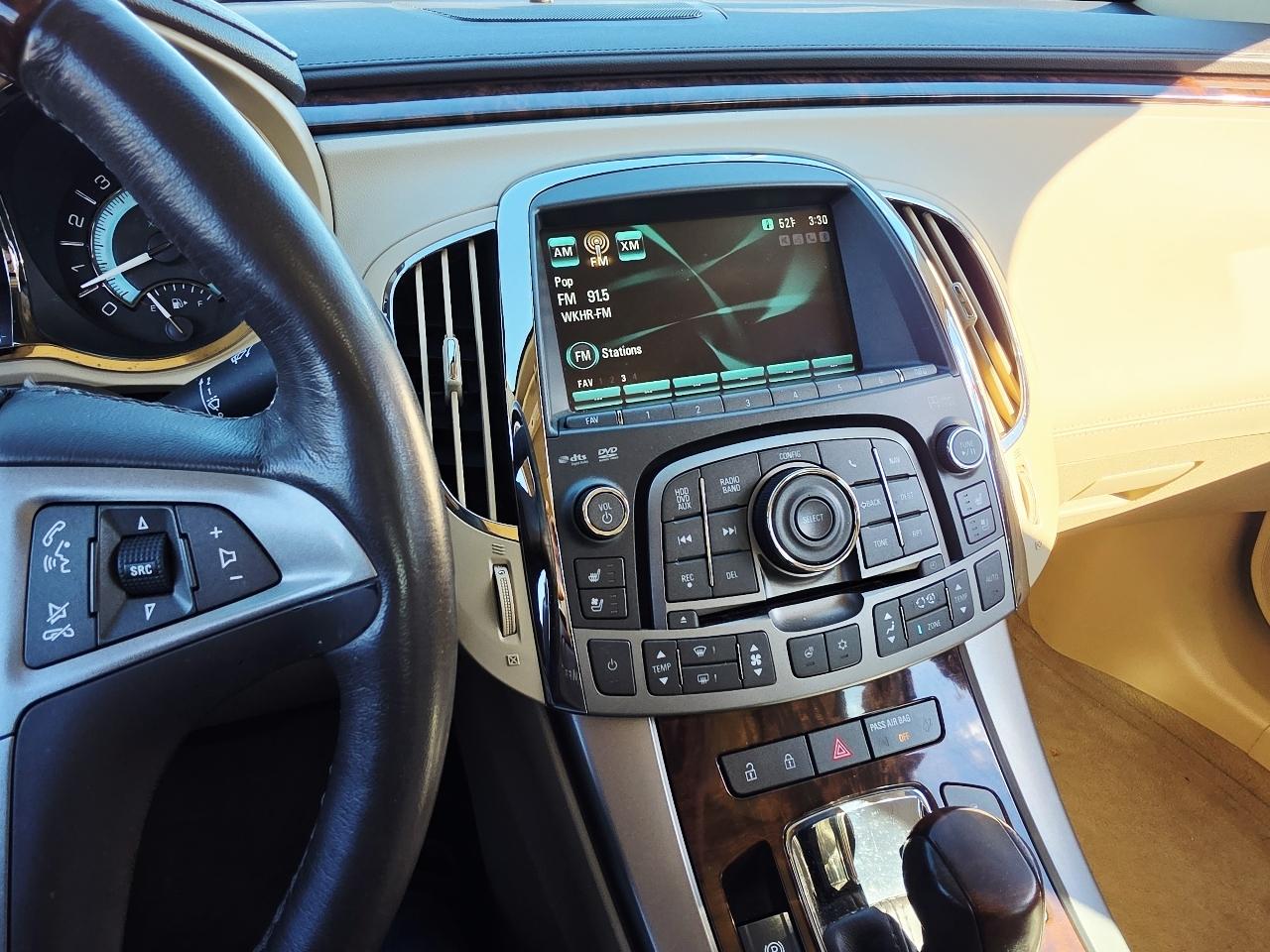 Buick LaCrosse Premium Package 2, w/Leather 2012