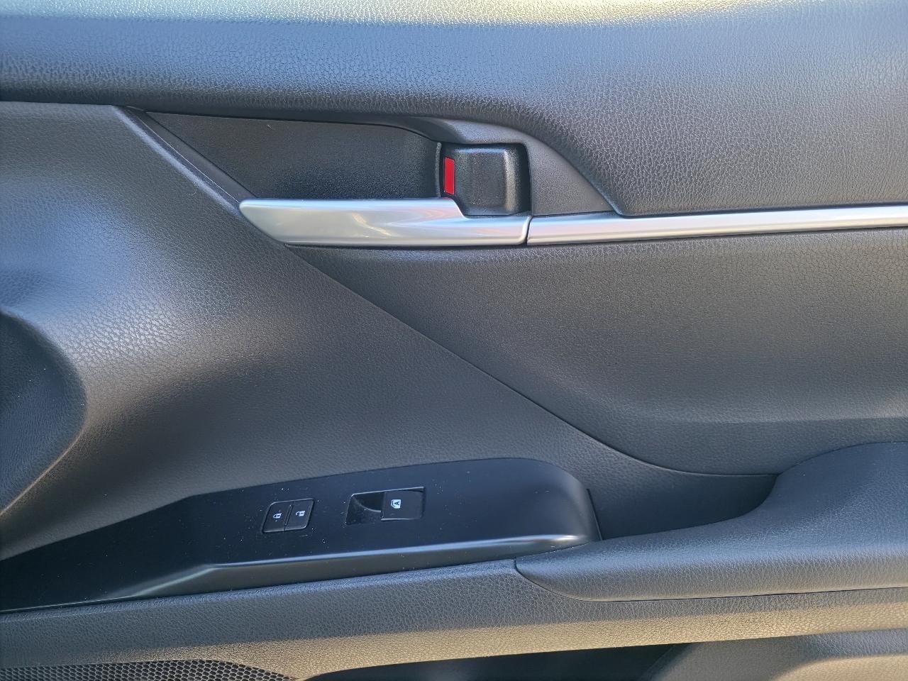 Toyota Camry L 2018