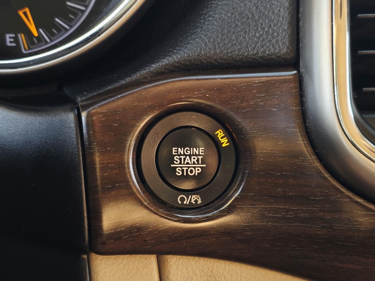 Jeep Grand Cherokee Laredo 4WD 2018
