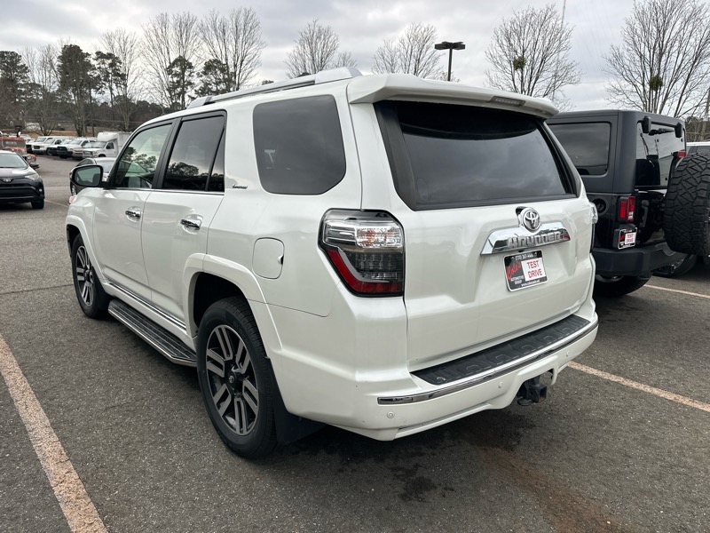 Toyota 4Runner Limited 2WD (Natl) 2022