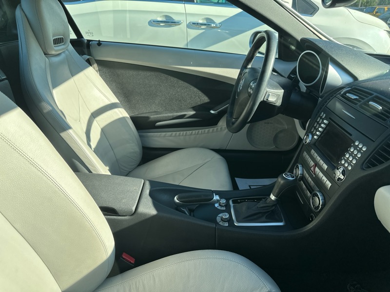 Mercedes-Benz SLK-Class Roadster 3.5L 2006