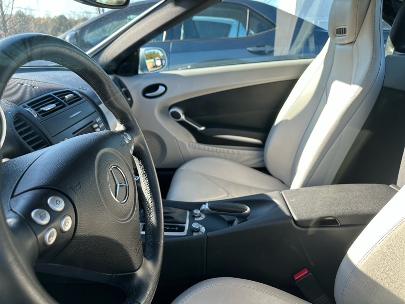 Mercedes-Benz SLK-Class Roadster 3.5L 2006