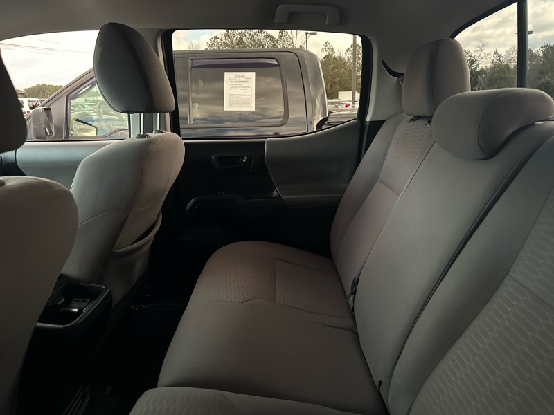 Toyota Tacoma 2WD SR5 Double Cab 5' Bed I4 AT (Natl) 2019