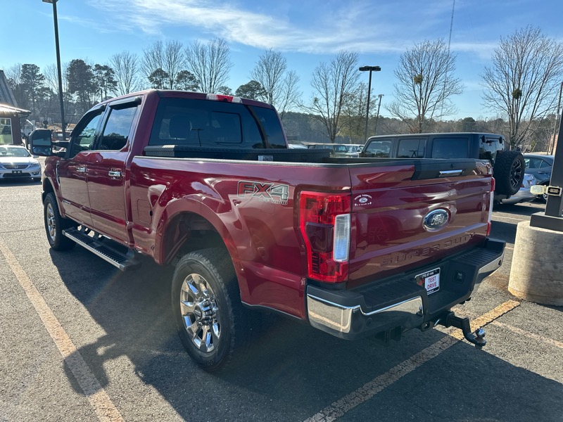 Ford Super Duty F-250 SRW Lariat 4WD Crew Cab 6.75' Box 2019