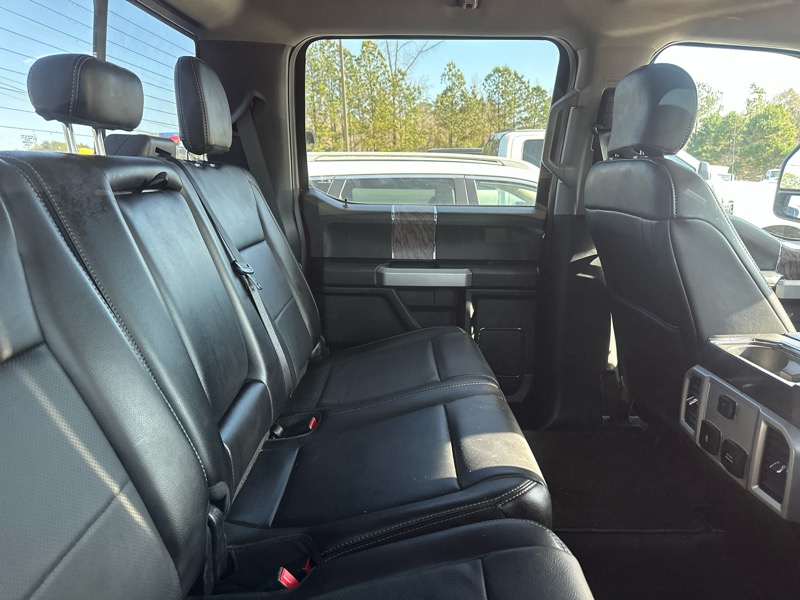 Ford Super Duty F-250 SRW Lariat 4WD Crew Cab 6.75' Box 2019