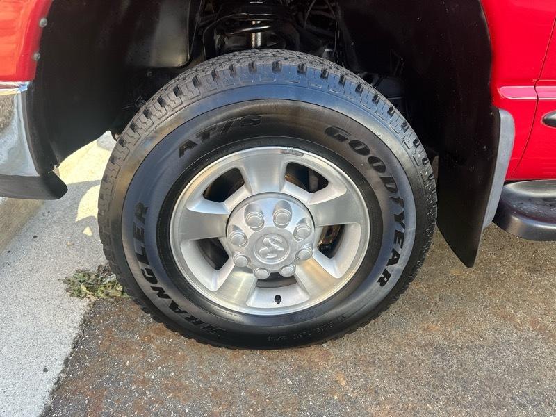 Dodge Ram 2500 4dr Quad Cab 140.5" WB 4WD ST 2003