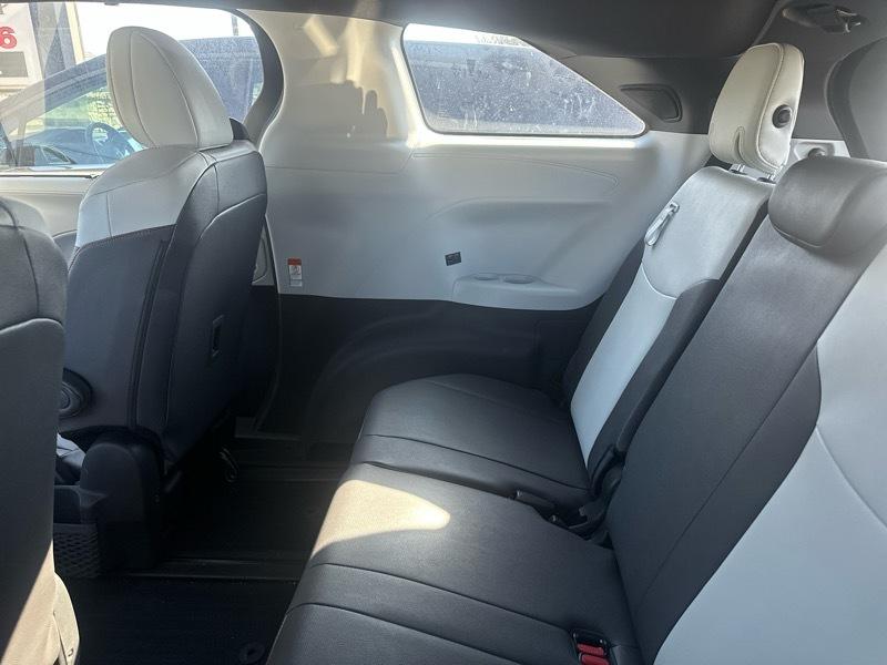 Toyota Sienna Hybrid XSE 5D Wagon 7 Pass 2024