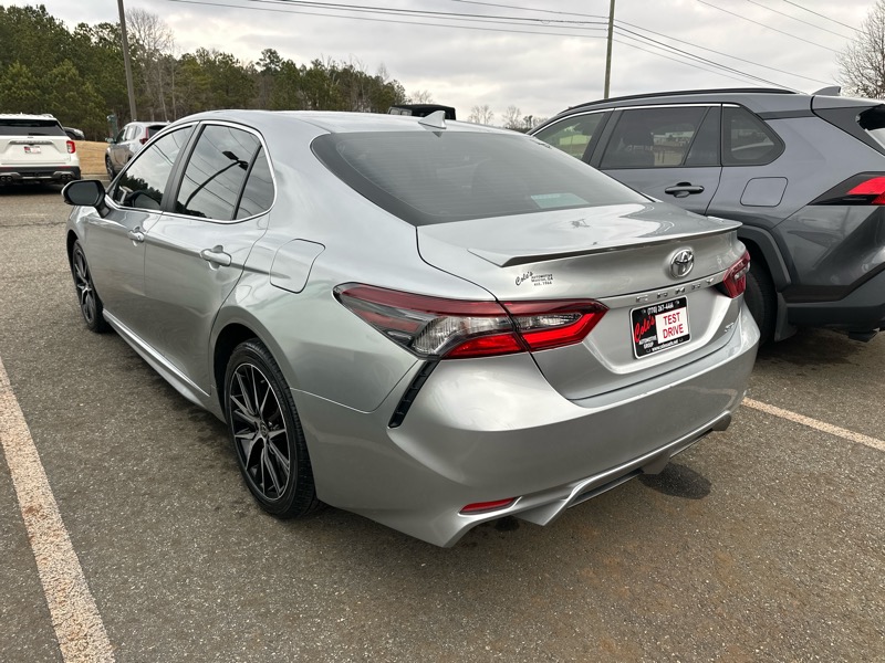 Toyota Camry SE Nightshade 4D Sedan 2024
