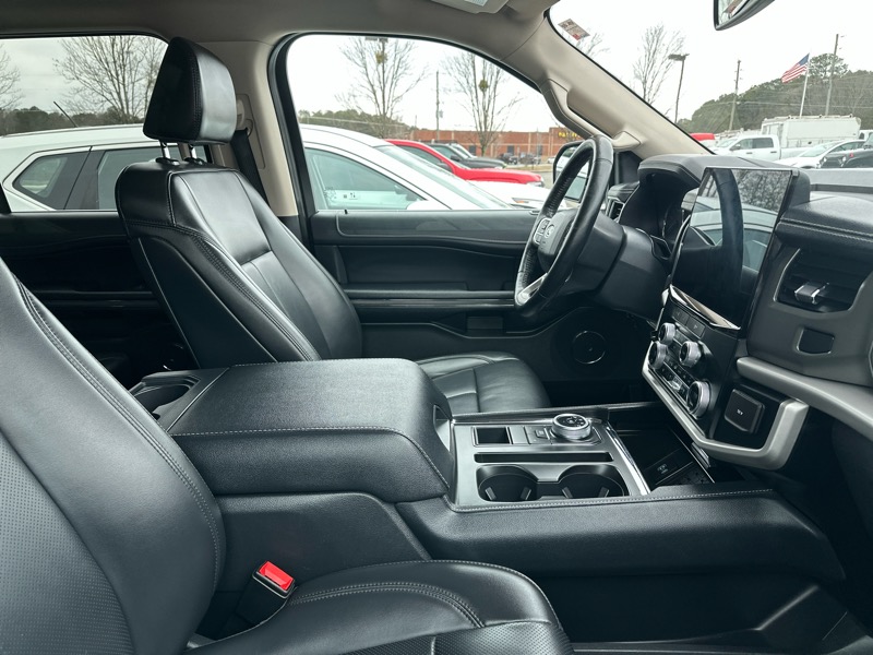 Ford Expedition Max XLT 4x2 2024