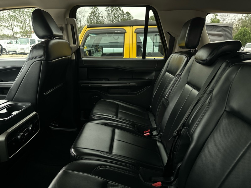 Ford Expedition Max XLT 4x2 2024