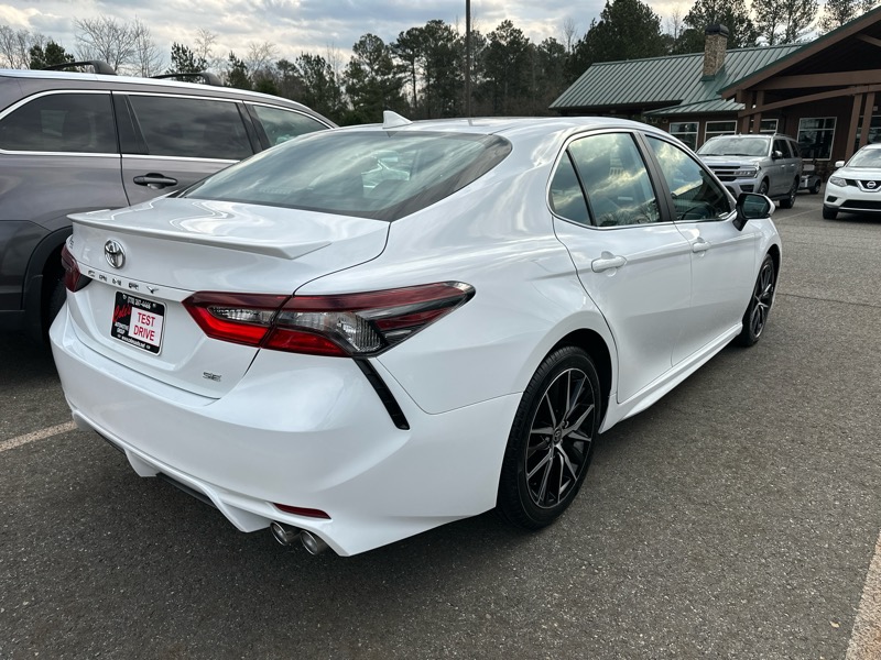 Toyota Camry SE Nightshade 4D Sedan 2024