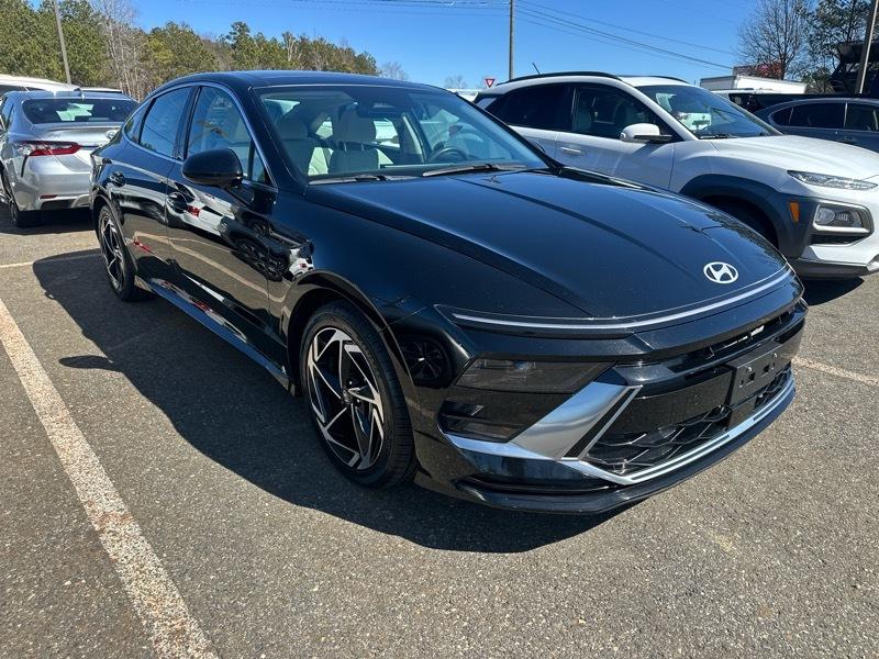 Hyundai Sonata SEL 2.5L FWD 2024
