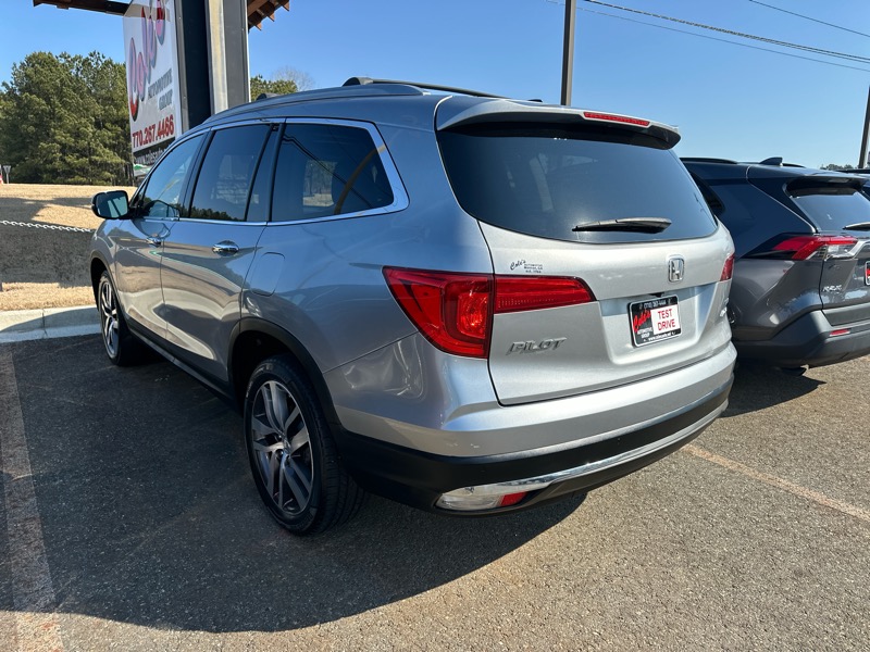 Honda Pilot AWD 4dr Elite w/RES & Navi 2016